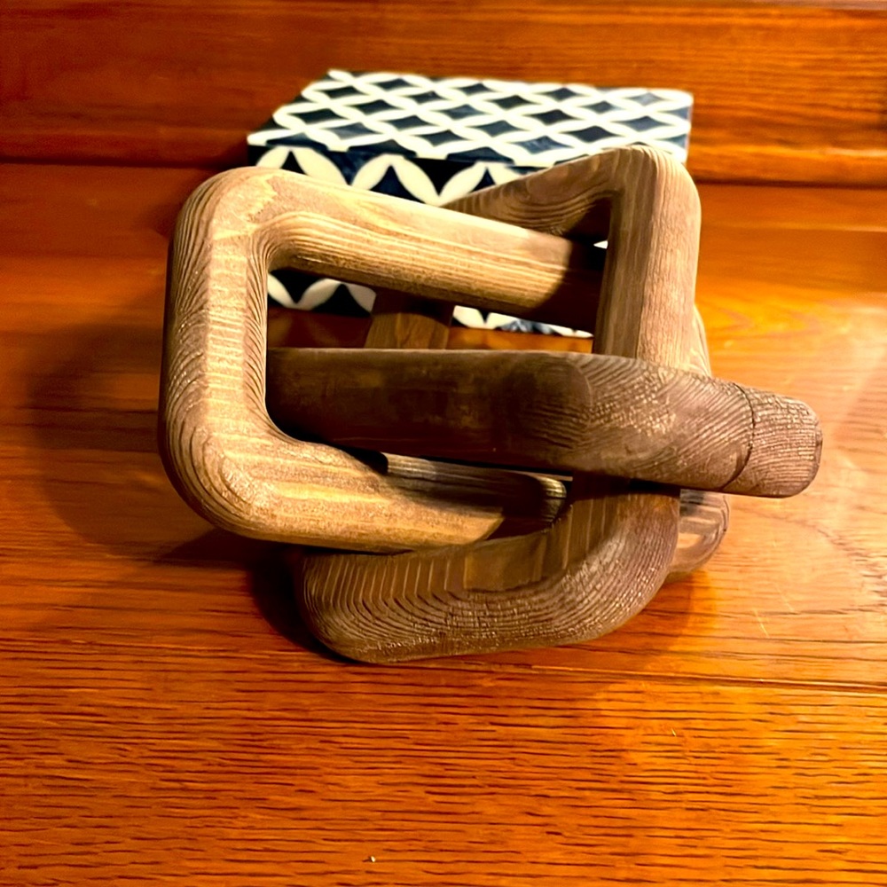 Interlocking Wood Piece Home Decor